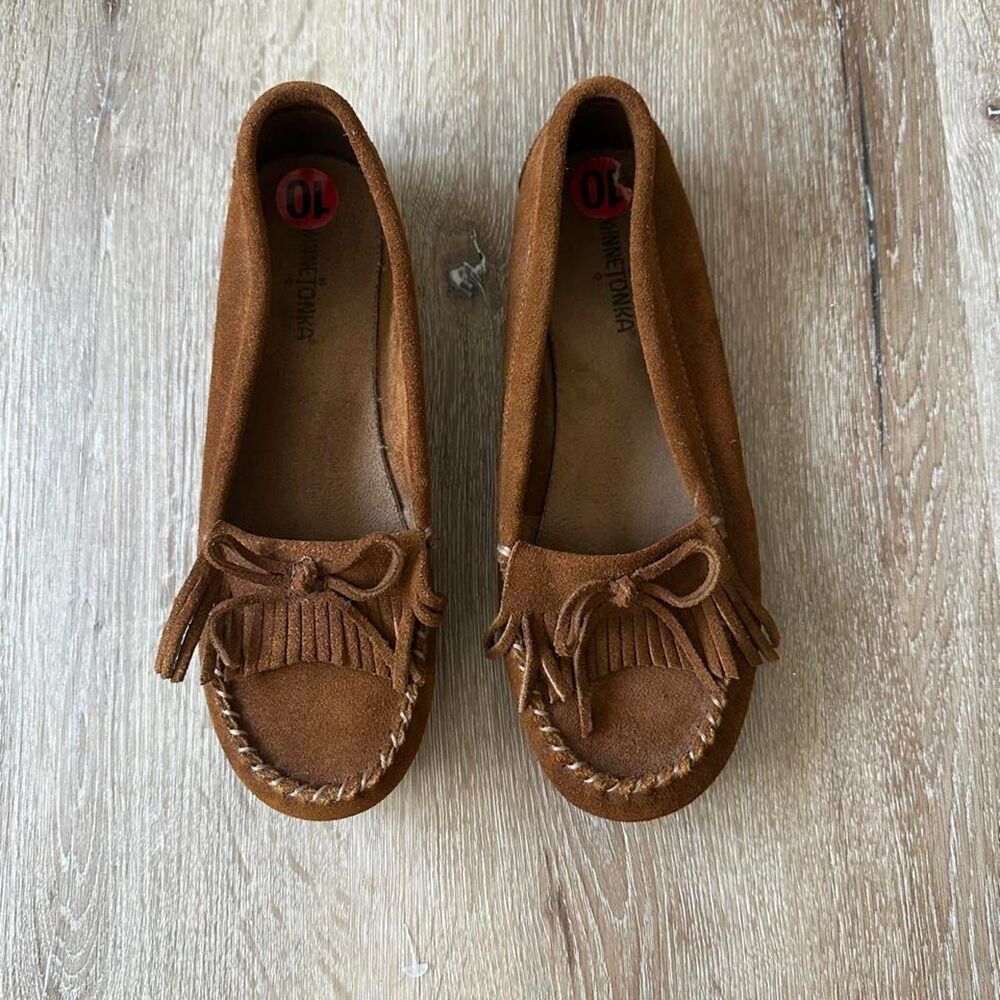 Minnetonka Women's Brown and Tan Loafers